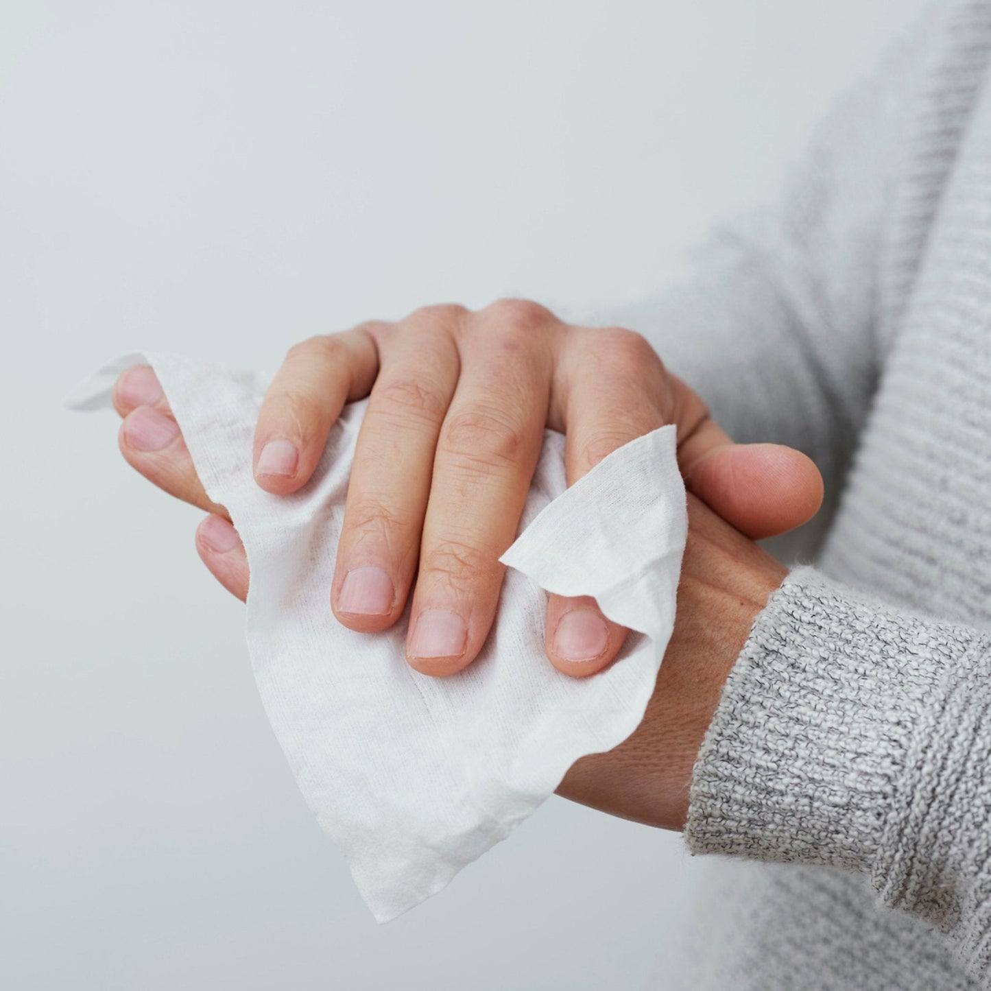 Sani-Hands® Hand Sanitizing Wipes, Ethyl Alcohol, Unscented, 6 x 7.5 Inch P13472